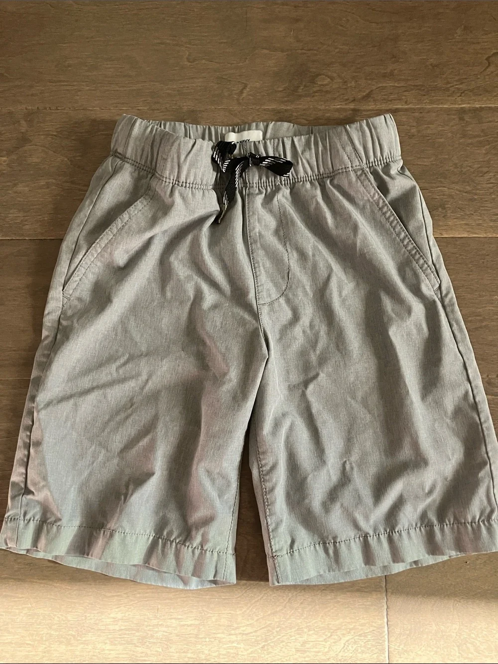 Old Navy Gray Elastic-Waist Drawstring Kids performance Shorts